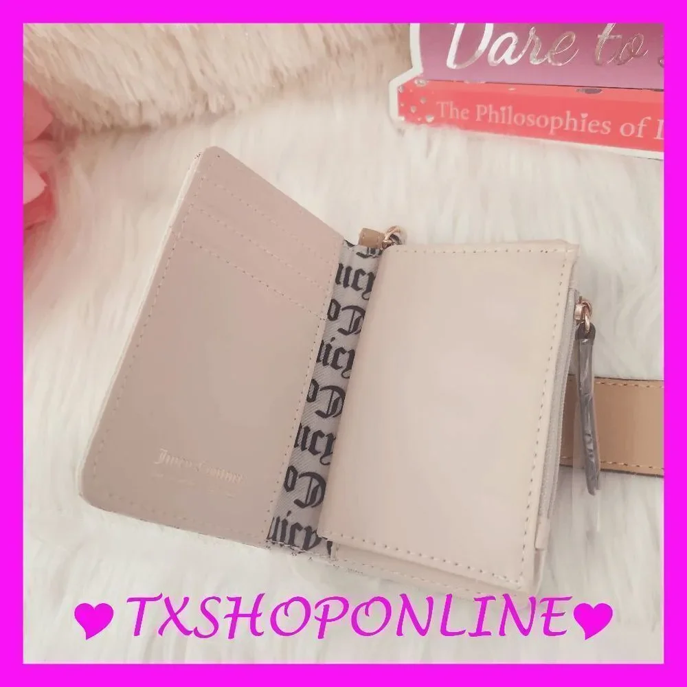 💗🌺{Juicy Couture} Pecan white with pecan modern chic tab card wallet🌺💗